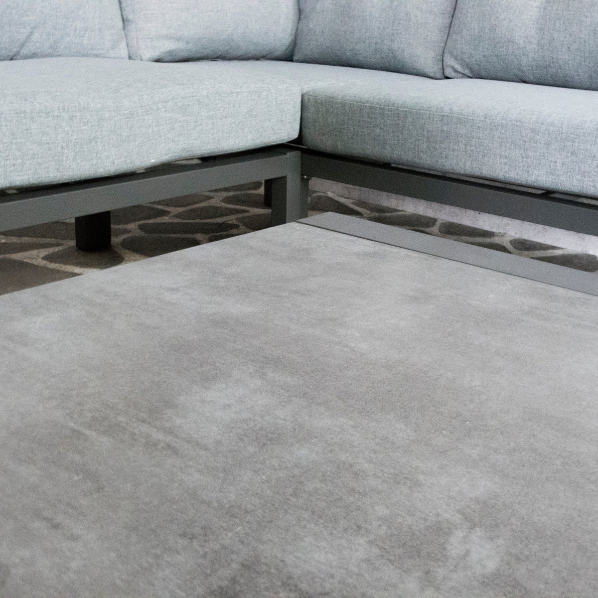 Hoekbank Loungeset Elba met verstelbare Relaxhoek, Kussens en Bijzettafel