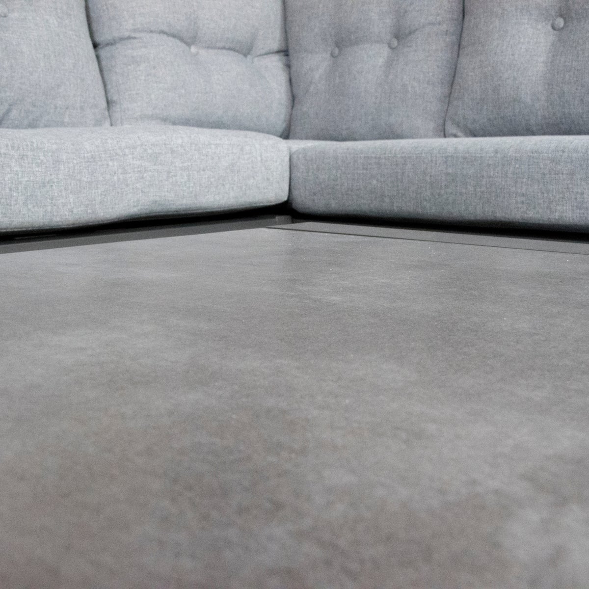 Hoekbank Loungeset Elba met verstelbare Relaxhoek, Kussens en Bijzettafel