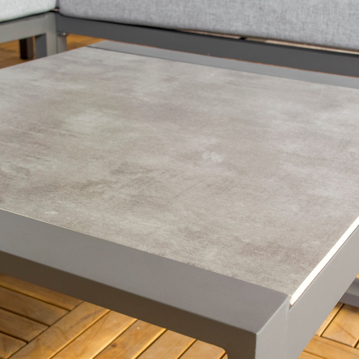 Hoekbank Loungeset Elba met verstelbare Relaxhoek, Kussens en Bijzettafel