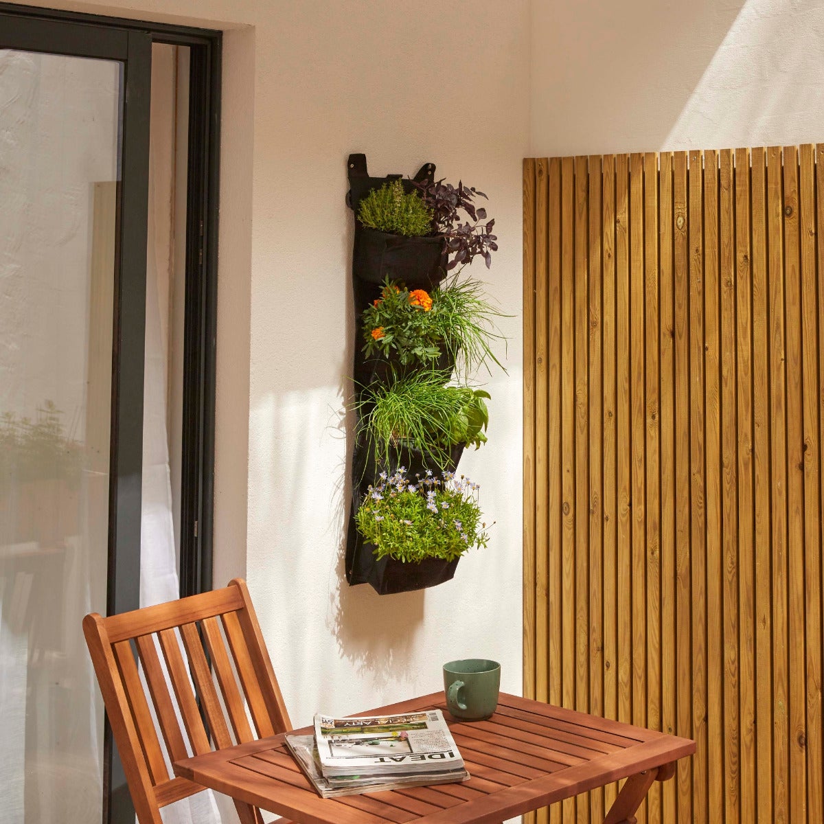 Verticaal Hangende Plantenzak met 4 Vakken Zwart 100 x 30 cm