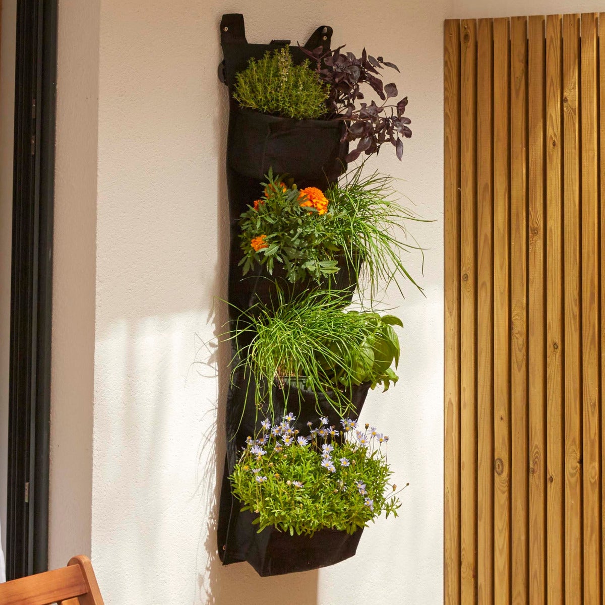 Verticaal Hangende Plantenzak met 4 Vakken Zwart 100 x 30 cm